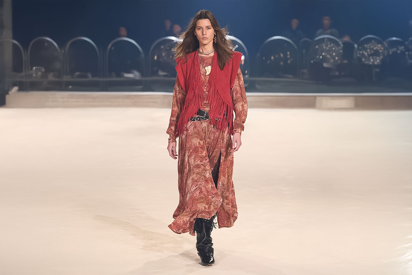 Top 10 Female fashion Trends 2025