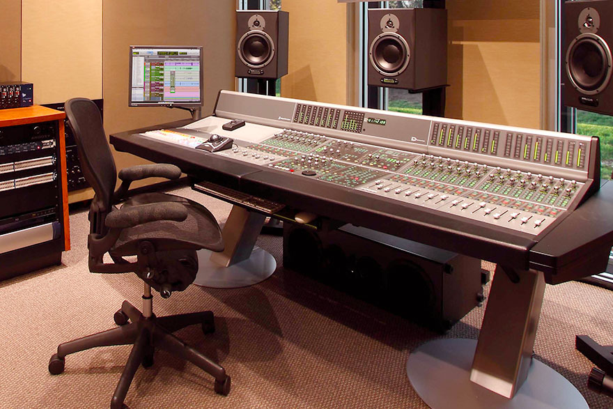 Do I Need to go to School to become a Musician, Producer or Engineer – read here!