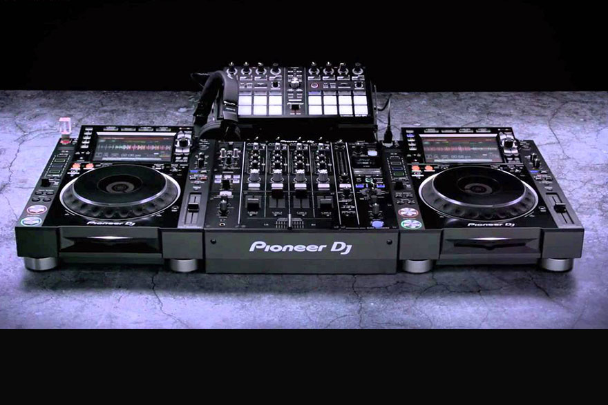 Why is Pioneer DJ Equipment the Industry Standard – is it Marketing or Quality